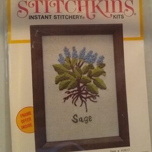 Sage Instant Stitchery Kit - Brown Frame with Green and Blue Design